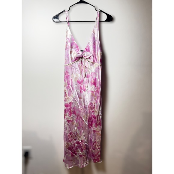 Jones New York Dresses & Skirts - VTG Jones New York Floral‎ Romantic Satin Slip Dress Pink Spaghetti Strap Y2K